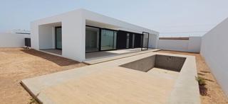 Chalet  N/a. **chalet independiente en venta en villaverde, casilla de costa*