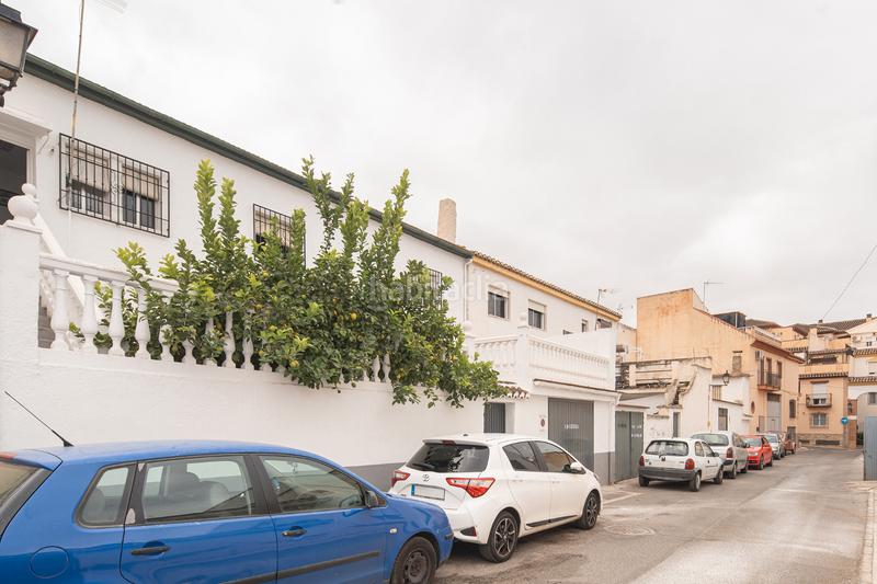 Foto c6c8852a-ee9c-4d65-8100-2e4dba476e94. Casa adosada chalet adosado en venta en la zubia en Zubia (La)