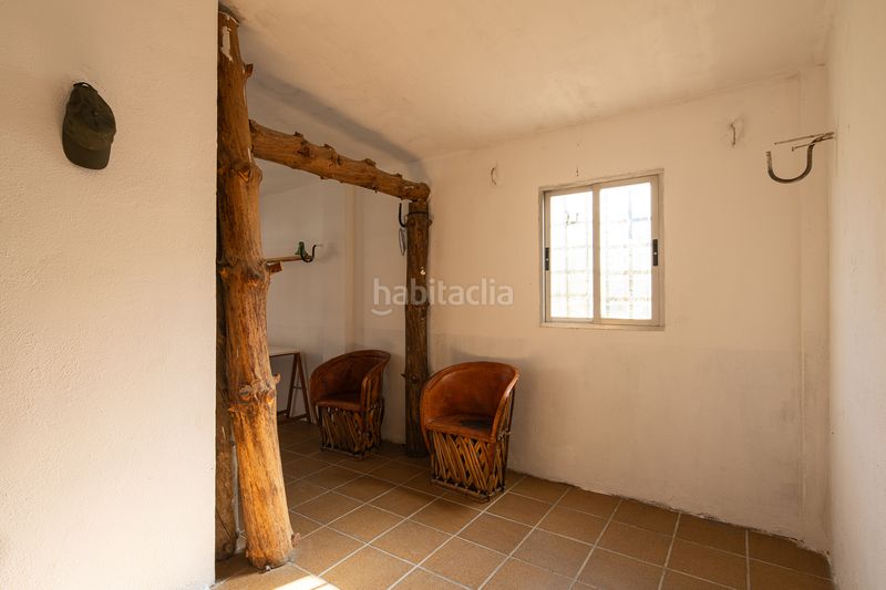 Foto ce3d6628-6e48-403e-acae-46321e246e9c. Finca rústica a Quéntar