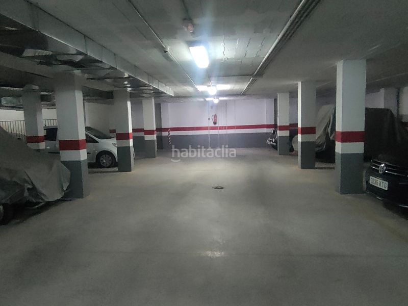 Foto 11296979-1997-4e3f-844d-eabc1e2076c6. Aparcament cotxe a Huétor Vega