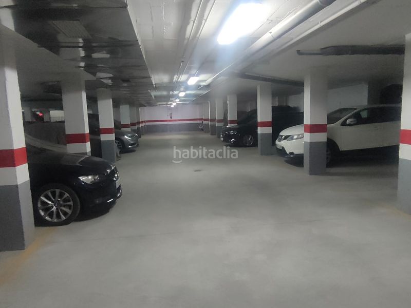 Foto 22368333-031b-4dbb-860b-1f5c86af92b5. Aparcament cotxe a Huétor Vega