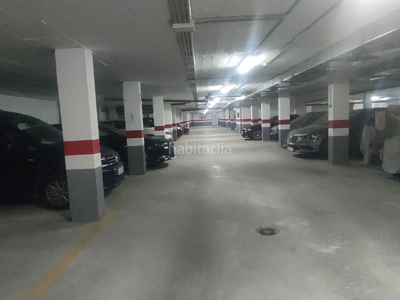 Foto 54e1d76b-385c-46d9-91b5-6498d18f9df2. Aparcament cotxe a Huétor Vega