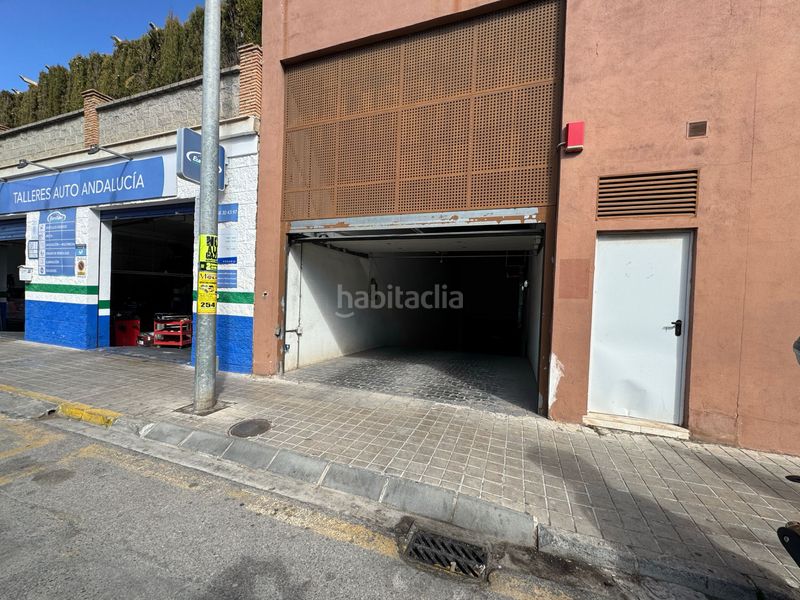 Foto c249b548-65f3-495c-9b17-9e745c3d9401. Aparcament cotxe a Huétor Vega