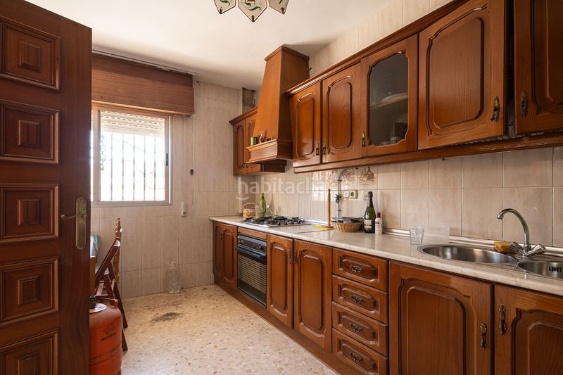 Foto 1108ef08-5ab5-45f0-9508-acfa052158b7. Casa aparellada amb xemeneia aparcament a Lancha del Genil Granada