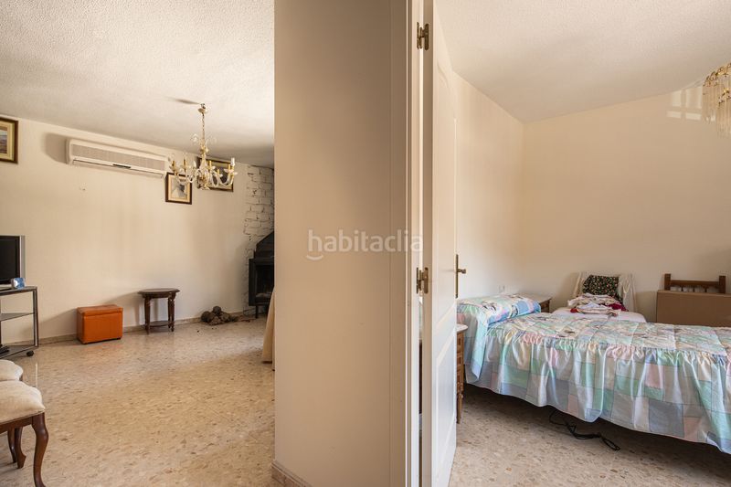 Foto e94e2bdc-5957-44f7-947f-24a4a3d53da4. Casa aparellada amb xemeneia aparcament a Lancha del Genil Granada