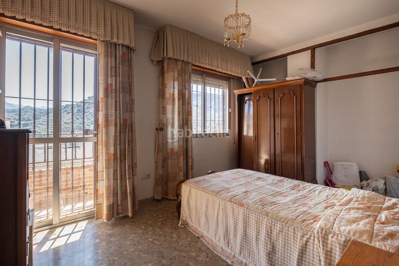 Foto fe62b4e2-3b1b-4481-810f-1941a1c6329d. Casa aparellada amb xemeneia aparcament a Lancha del Genil Granada
