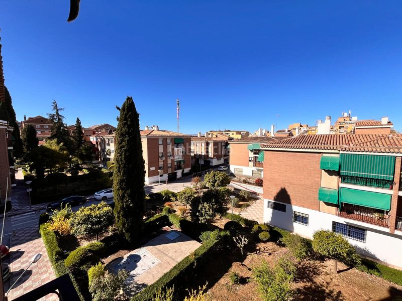 Foto 5356669a-c65d-4721-a959-cdab131d50ce. Pis amb aparcament a San Francisco Javier Granada