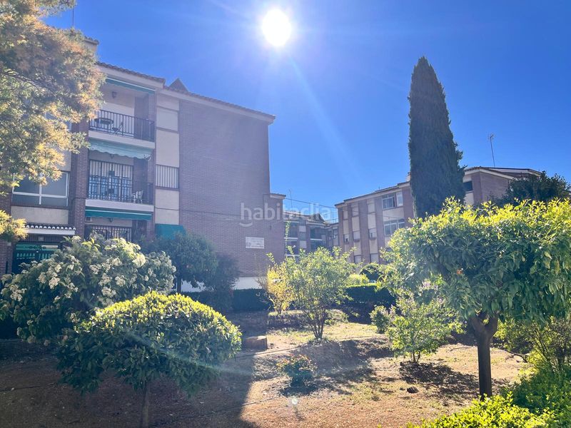 Foto 9140dc7d-82d1-437f-8fa4-cd831efd44c4. Pis amb aparcament a San Francisco Javier Granada