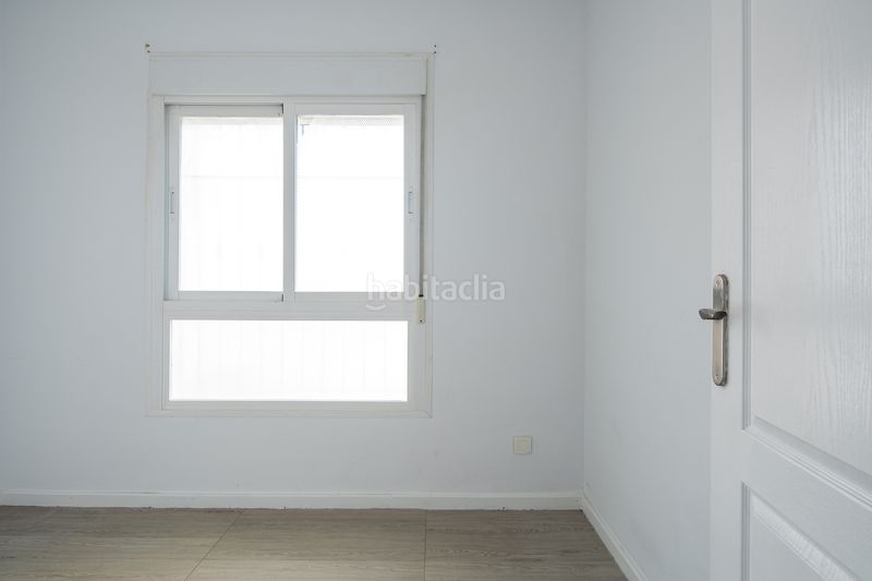 Foto 5725b214-a561-4e36-97d1-f79bdc3e77ce. Pis amb aparcament a Cenes de la Vega