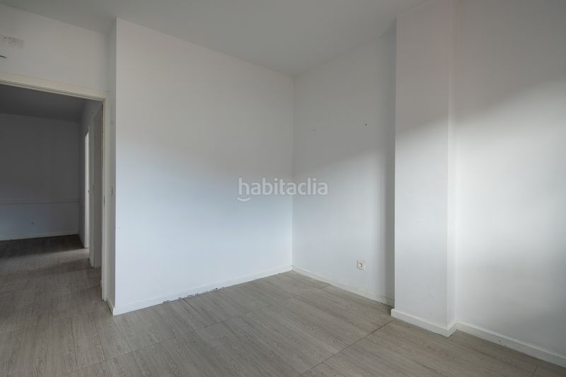 Foto a0ccabf6-0412-426e-b92a-ec9798a3fb95. Pis amb aparcament a Cenes de la Vega