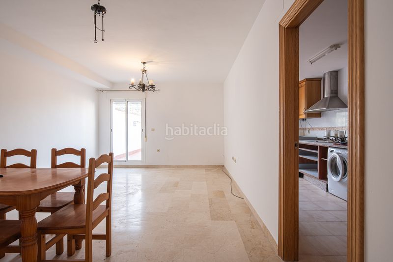Foto 06895754-b5d1-43a1-b305-12046e11eff0. Àtic amb aparcament a Güéjar Sierra