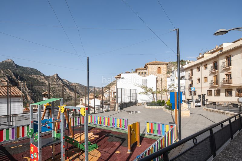 Foto 0e2fc2b0-f159-4757-a40e-28de2c3b865b. Piso en Güéjar Sierra