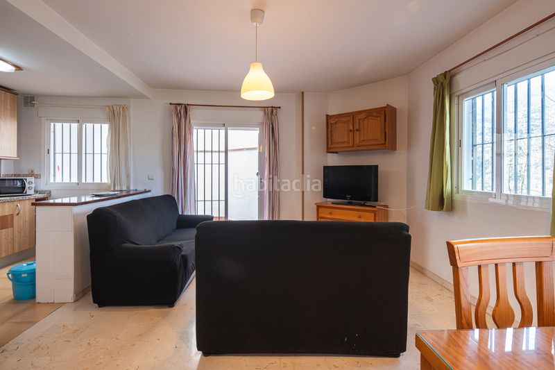 Foto 1e8f3171-fb35-4aa1-8890-a10c23e5d787. Piso en Güéjar Sierra