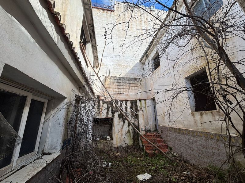 Foto e588a669-675f-4761-b6bc-08d598b616e4. Maison dans Barrio de la Vega Monachil