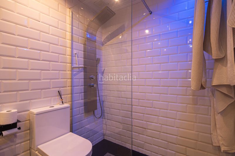 Foto 35fa78b4-a3a7-48a6-938d-6870139cb127. Àtic amb calefacció aparcament piscina a Cenes de la Vega