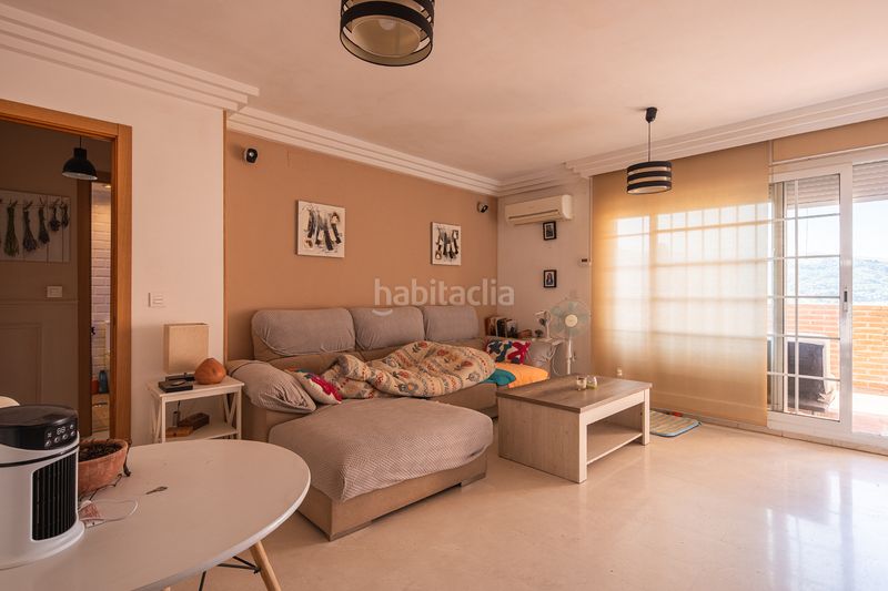 Foto 476a5862-89ec-4c97-8503-b8af8540d0ae. Àtic amb calefacció aparcament piscina a Cenes de la Vega