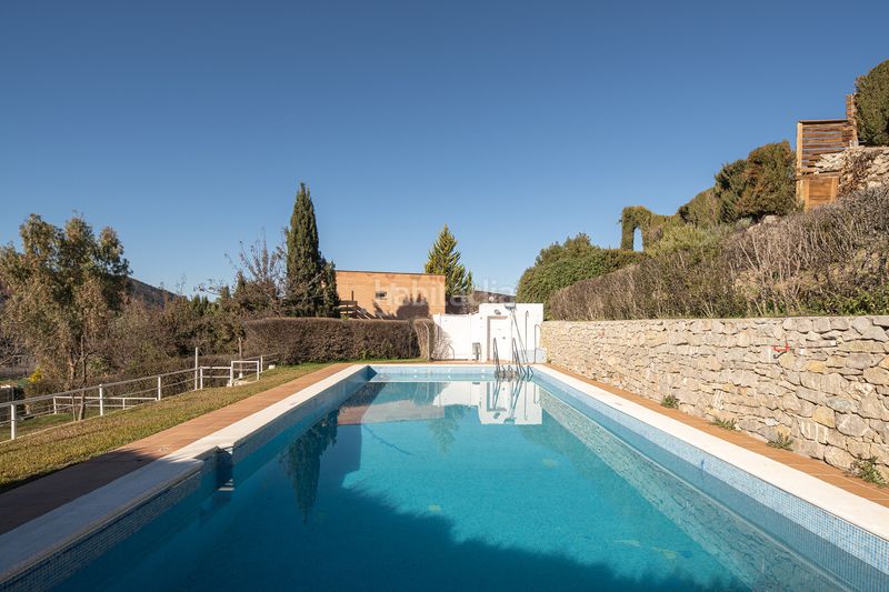 Foto e2b86f87-bbe0-45f2-a29b-0a07a78af16b. Àtic amb calefacció aparcament piscina a Cenes de la Vega