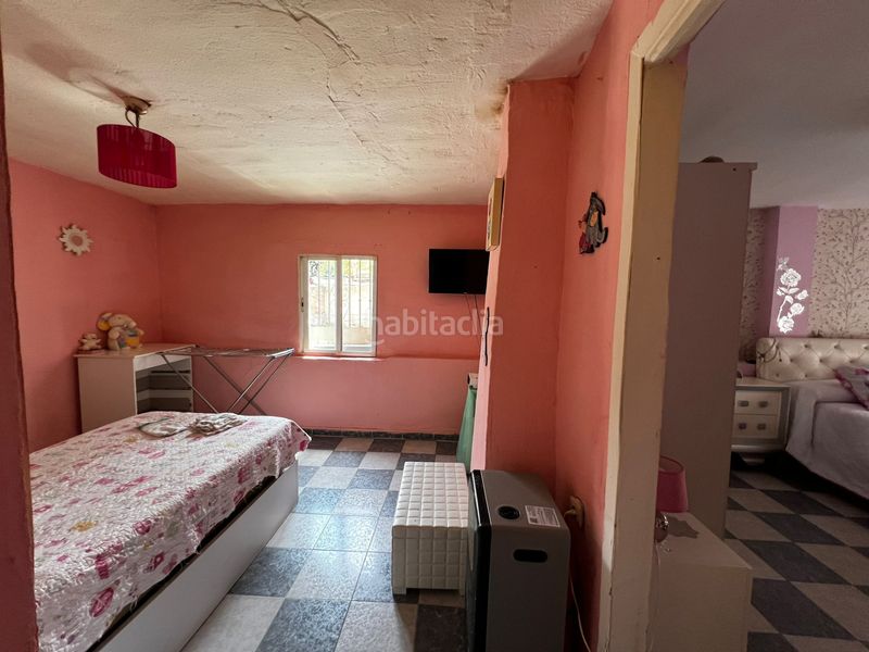 Foto a3581732-24b4-41d3-8b9c-d0dda6520a60. Doppelhaus in La Zubia Ciudad Zubia (La)