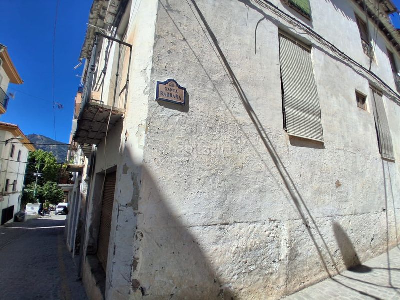 Foto fb529ef0-2a2b-42c5-aa4a-9e3667adea59. Maison jumelée avec cheminée dans Güéjar Sierra