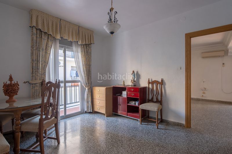 Foto 5d53a10f-ca3b-4e6a-a739-159d0e166138. Casa adossada amb aparcament a Maracena