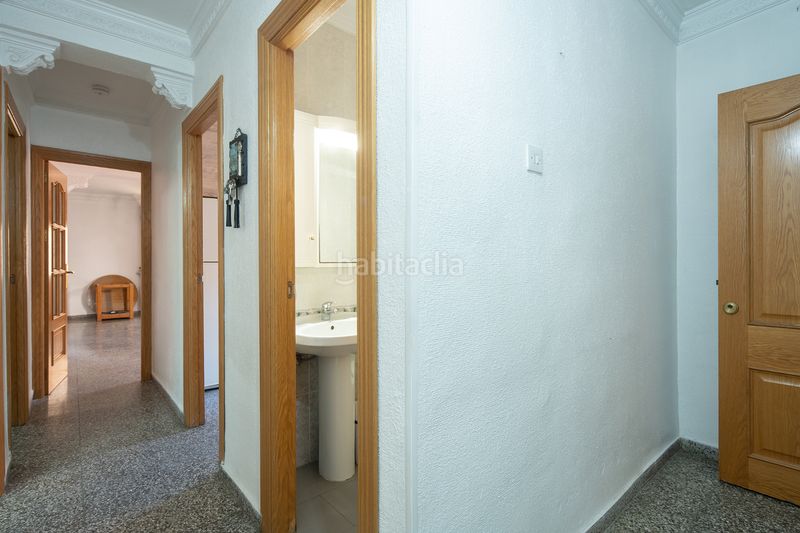 Foto e2df5ab8-c0de-4be7-8c04-6c47b4fde9af. Casa adossada amb aparcament a Maracena