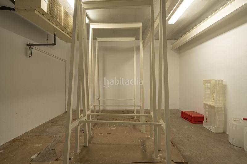 Foto 351dcd53-077d-4739-853b-f219d2e63e57. Casa pareada venta de edificio mixto en la zubia en Zubia (La)