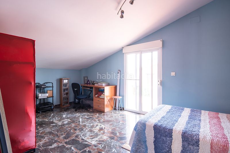 Foto dccf78bf-084a-4436-9163-467bcb1643e5. Maison jumelée avec cheminée parking piscine dans Huétor Vega
