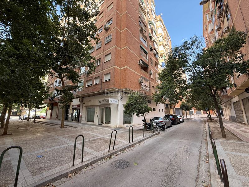 Foto 8cc6c9b6-506c-4ea1-a9aa-612a71eb5a11. Pis a Barrio de Zaidín Granada