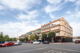 Flat  Calle francisco capilla. Piso amplio en albolote