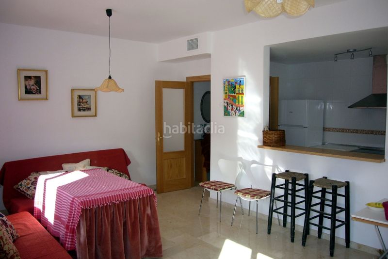 Foto f7977a8a-0e34-44e0-bf96-19e8d3995223. Appartamento con parcheggio in Güéjar Sierra