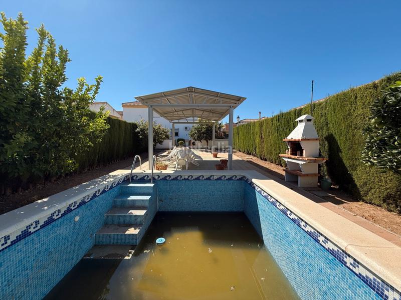 Foto 88126d30-2715-43e3-900a-17631aa2f41a. Casa amb aparcament piscina a Láchar