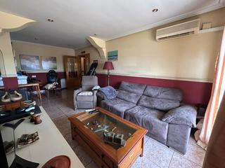 Appartement à Coria. Piso con plaza de garaje en coria