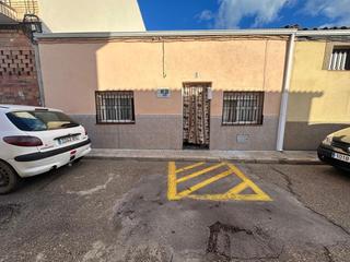 Casa adossada a Moraleja. Casa planta baja polavieja