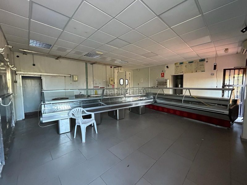 Foto 286b8471-67d4-4f82-9396-37076a933b45. Local comercial a Moraleja