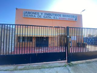 Local Comercial a Moraleja. Fábrica moraleja
