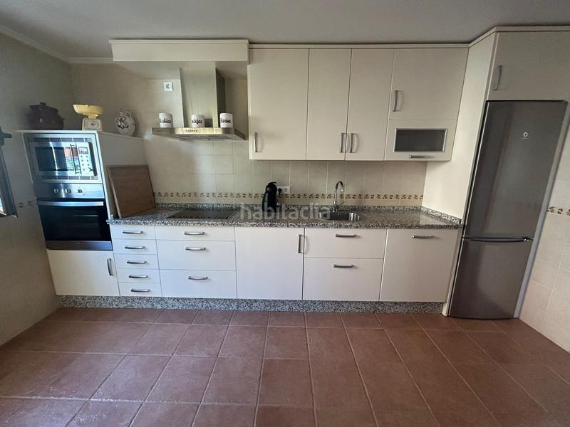 Foto b1a2e56e-c01a-4147-b49d-e98a606537ae. Casa vivienda planta baja urb. parraluz en Santibáñez el Alto