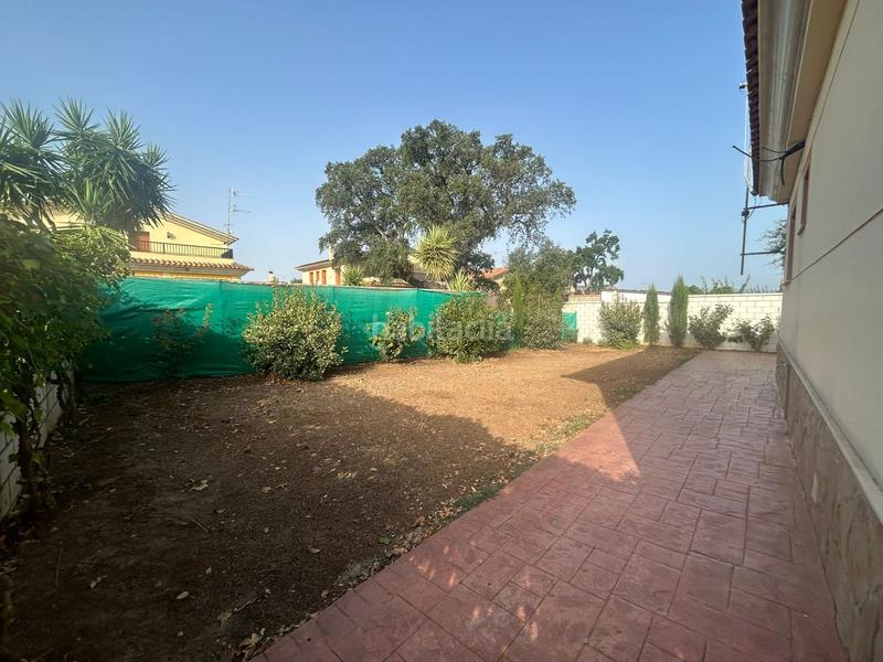 Foto c3adfd75-25e2-4873-8866-acc5565fa555. Casa vivienda planta baja urb. parraluz en Santibáñez el Alto