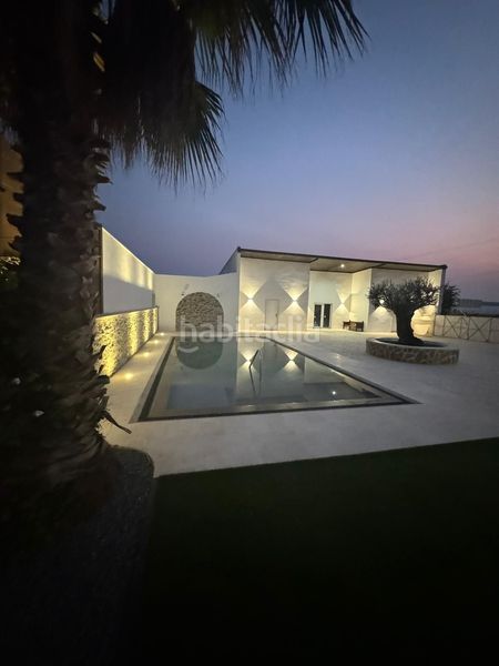 Foto c0f977d1-bc40-40f8-b02c-45fd084ddfea. Lloguer casa amb piscina a Moraleja