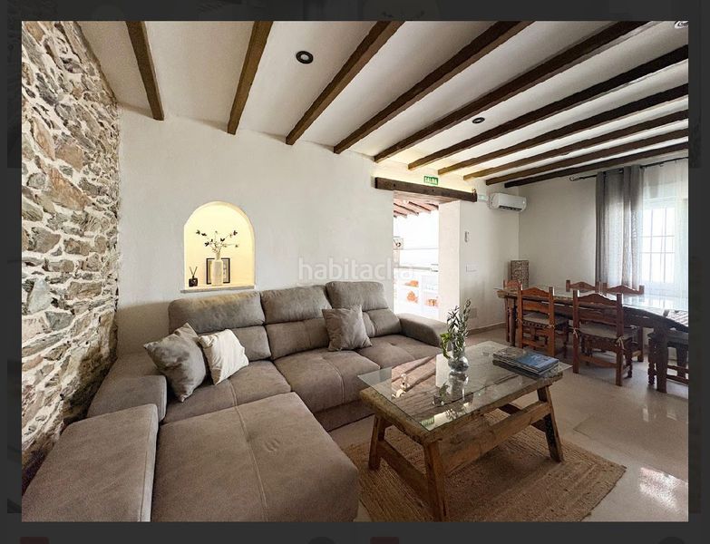 Foto ed695f2f-baed-48fb-805c-ef84062caa45. Lloguer casa amb piscina a Moraleja