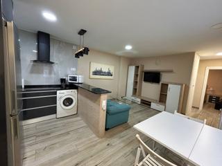 Miete Appartement in Coria. Apartamento de esquina en coria