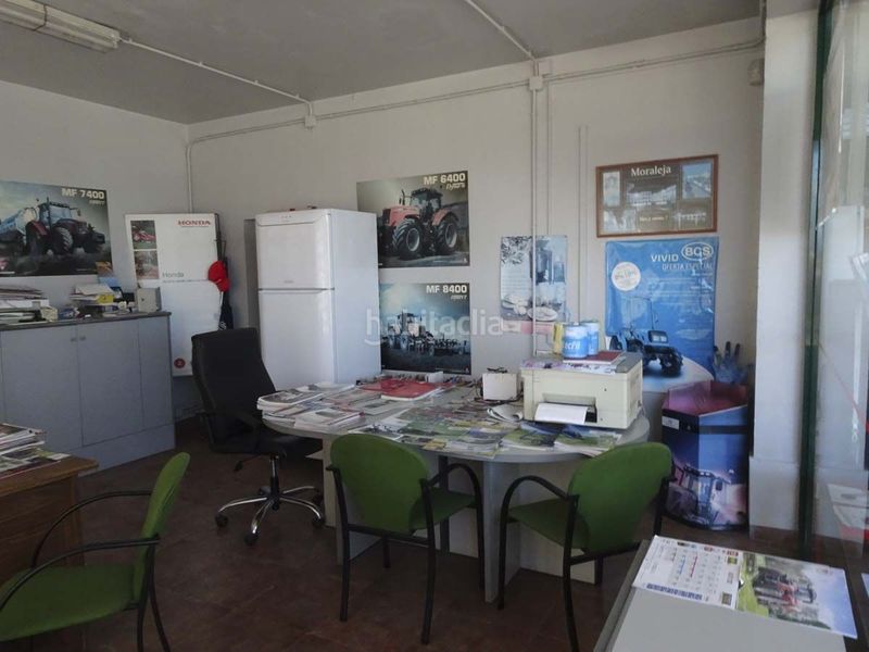 Foto 0468b1cf-a2df-4a14-b2a3-9b6932293674. Lloguer local comercial a Moraleja