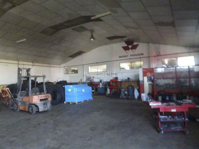 Foto 257946d6-ab6a-4502-827b-0ca9f649da19. Lloguer local comercial a Moraleja