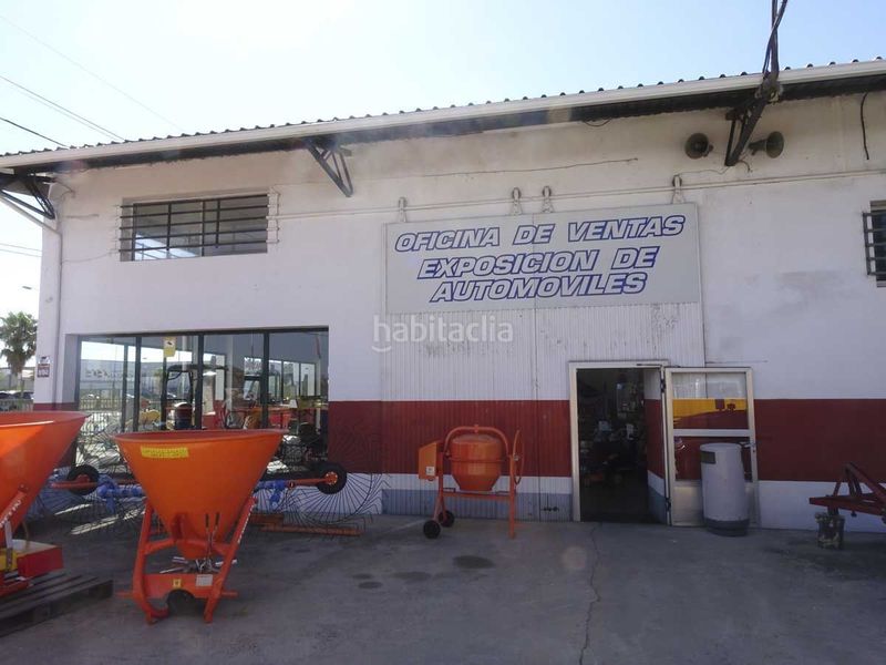Foto b422d648-e79d-4562-9088-d12aeb63c794. Lloguer local comercial a Moraleja