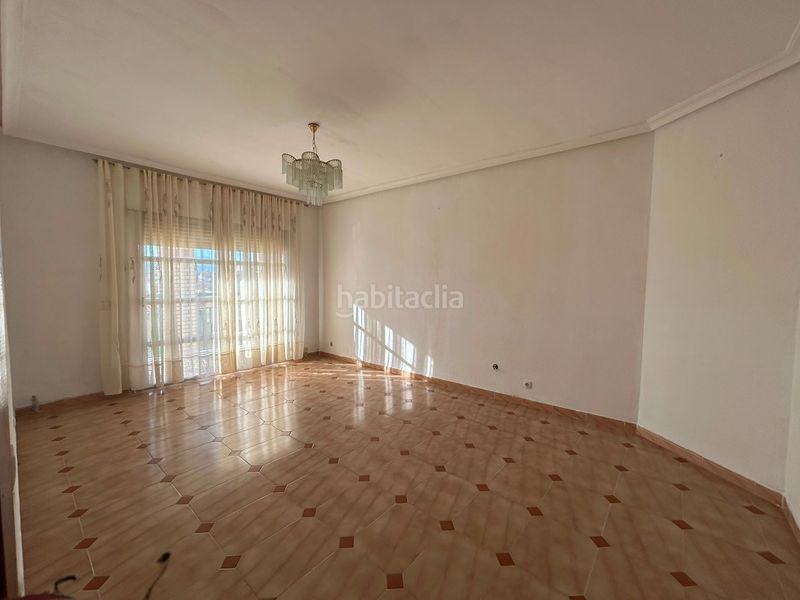 Foto 50335cdd-c1cc-4b8a-9aee-9ebd0b1f248f. Pis a Moraleja