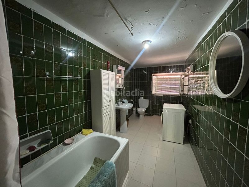 Foto d3e4f9f3-3e79-40ae-8a01-9f7f8bf036d8. Casa amb aparcament a Gata