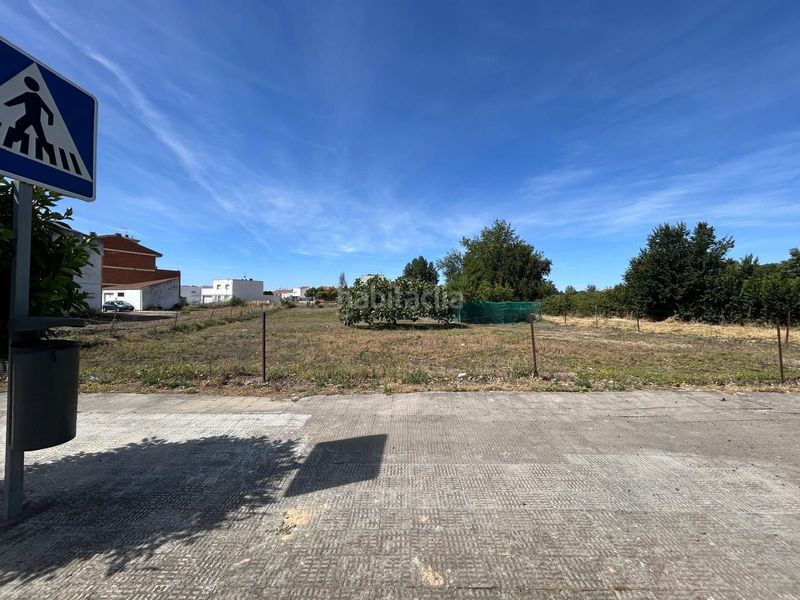 Foto 21da4f61-d220-43c0-8627-120c5862694f. Terreny residencial a Moraleja