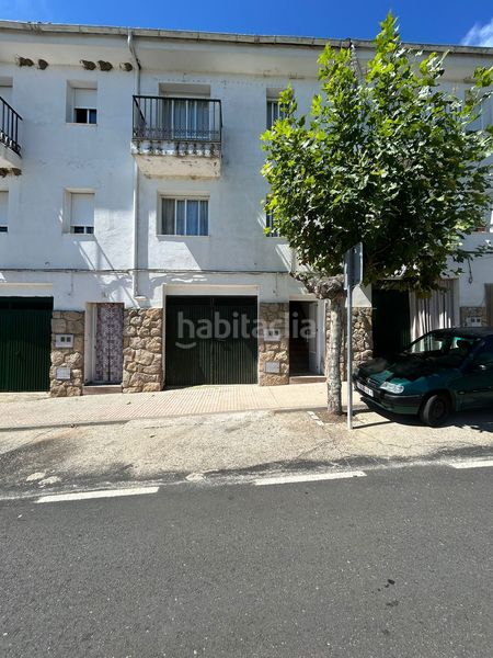 Foto ae85e275-d021-447b-afea-96af8f84673f. Tríplex amb aparcament a Villamiel
