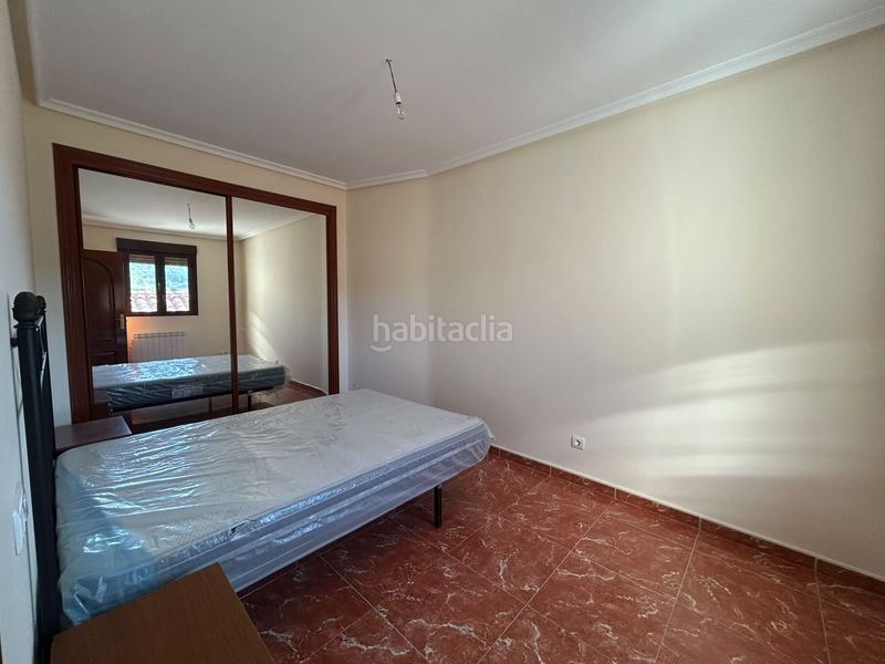 Foto bc4fd72d-952e-497a-9929-06afe6ce4e16. Casa amb calefacció a Villamiel
