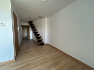 Appartement à Coria. Estudio con vistas, plaza de garaje y trastero en coria