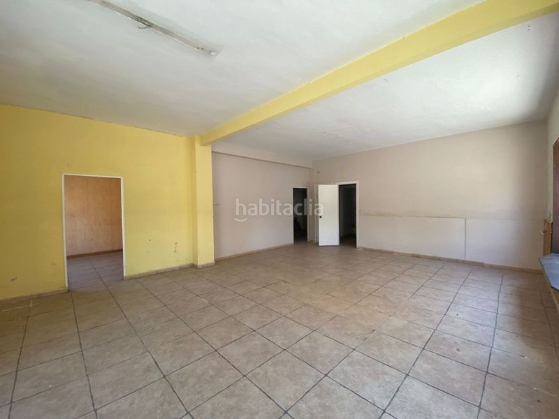 Foto abbee12e-f716-481a-9d7e-6223bfa1fbc2. Local comercial a Moraleja